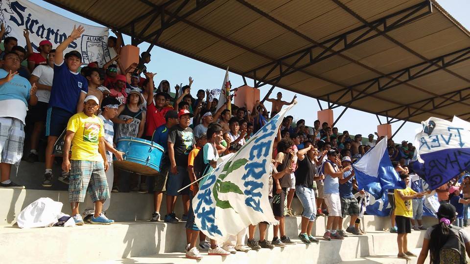 Hinchada alianza sullana