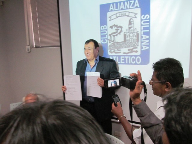 Lander Aleman Valdez