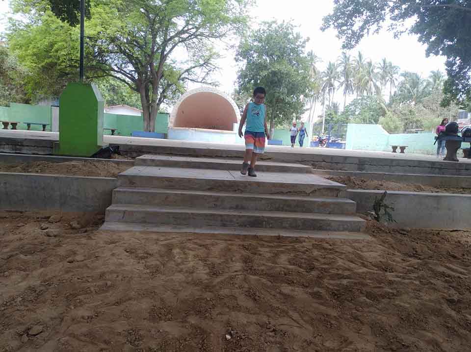 parque infantil marcavelica 3