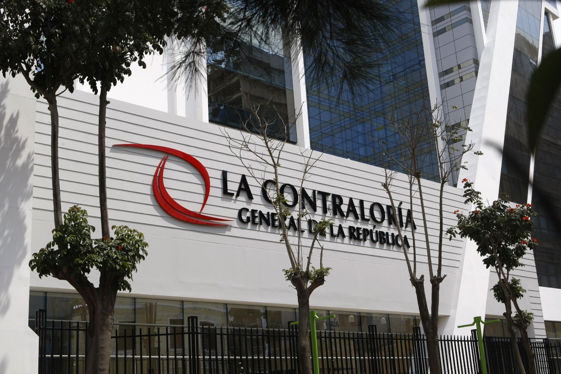 contraloria-peru