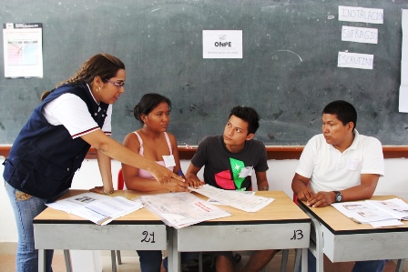 miembros de mesa jovenes