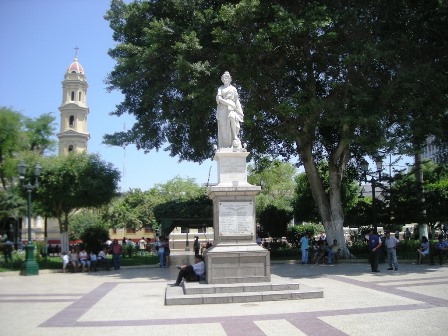 plaza piura