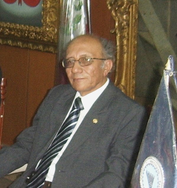 Sigifredo Burneo Docente