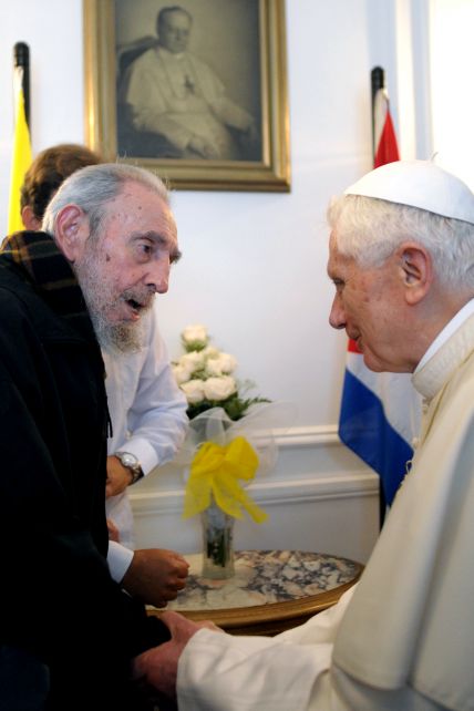 Fidel Castro y Benedicto