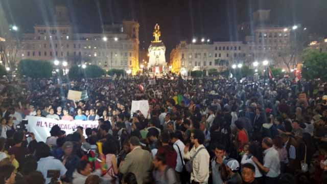 marcha educacion1