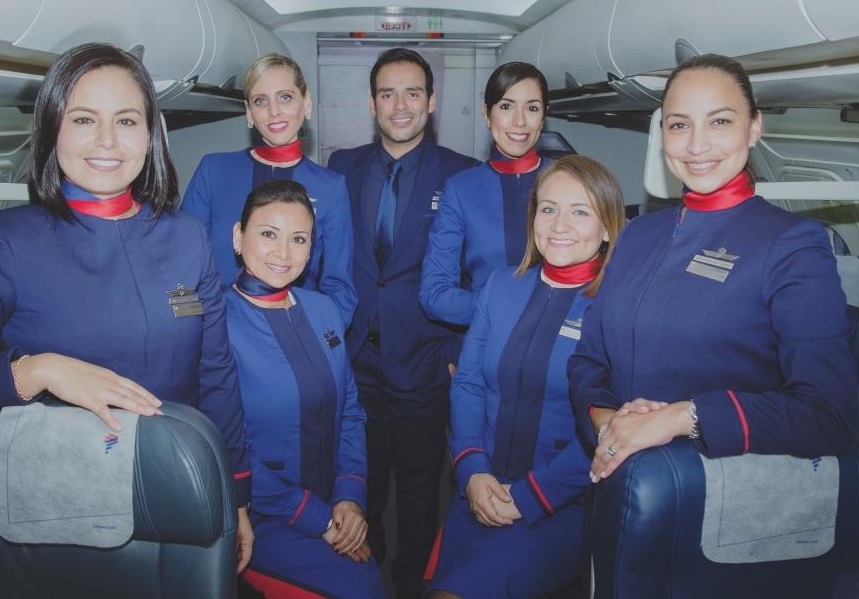 LATAM Airlines Perú presentó la tripulación oficial que acompañará al Papa  Francisco en su primer viaje a nuestro país