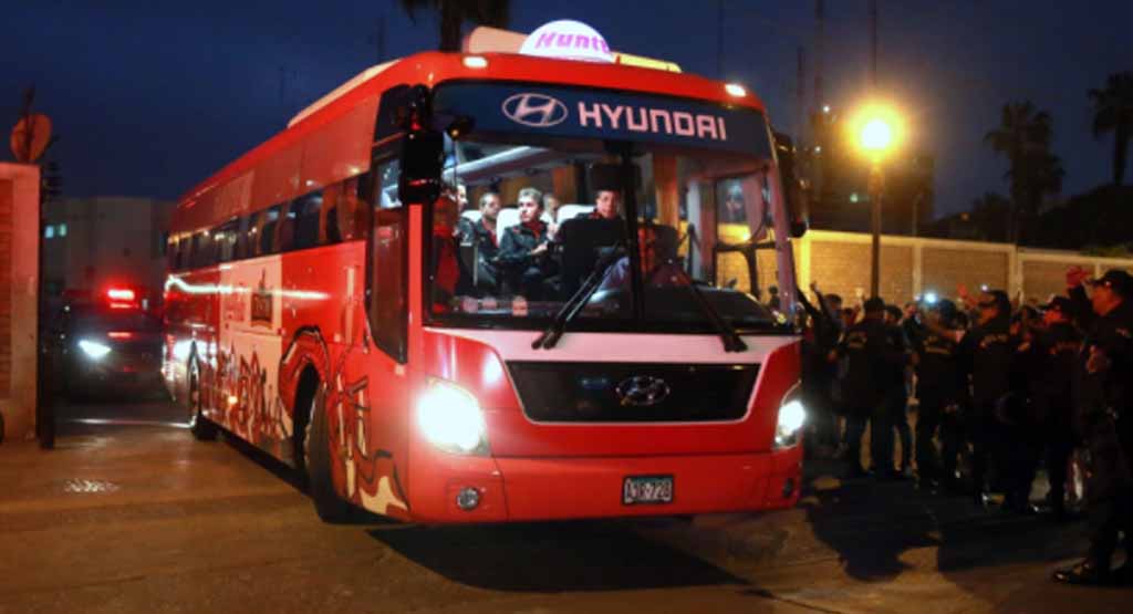 seleccion llega a lima 1