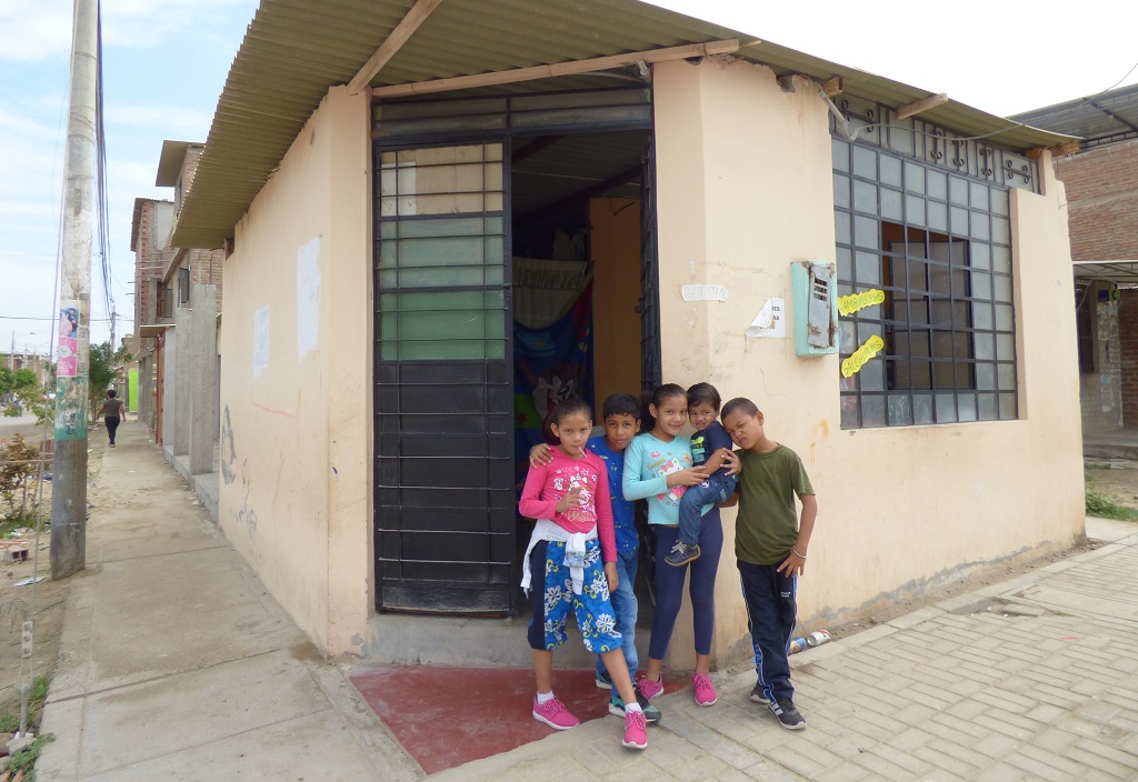Primos venezolanos en Piura