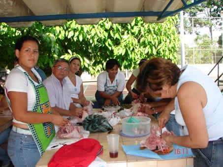 Taller aves deshuesadas