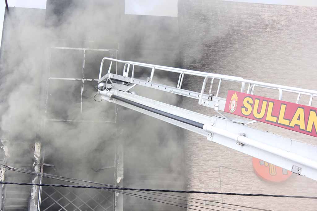 incendio ferreteria d