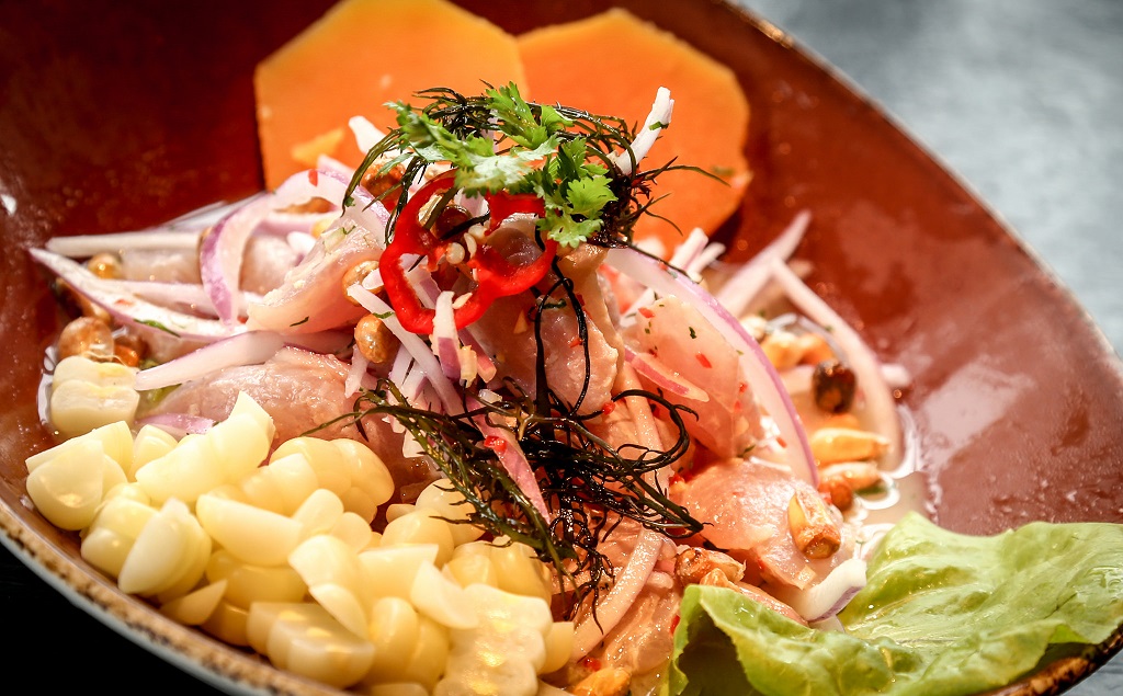 Plato ceviche de lisa
