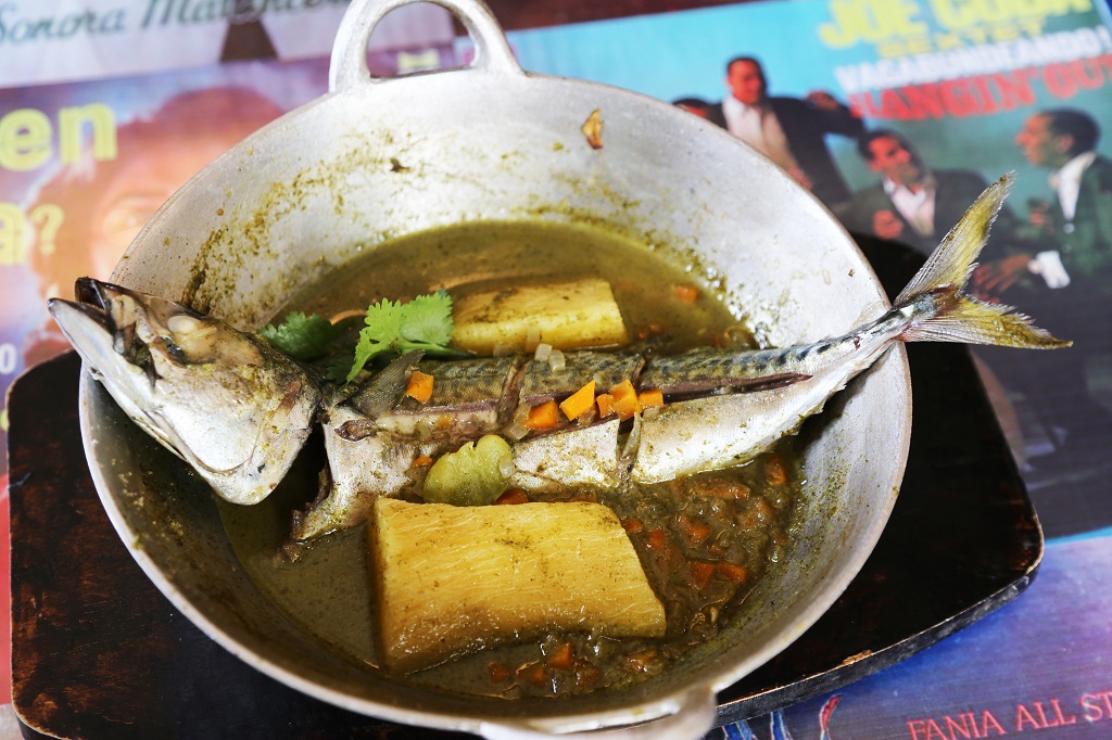 Plato seco de caballa