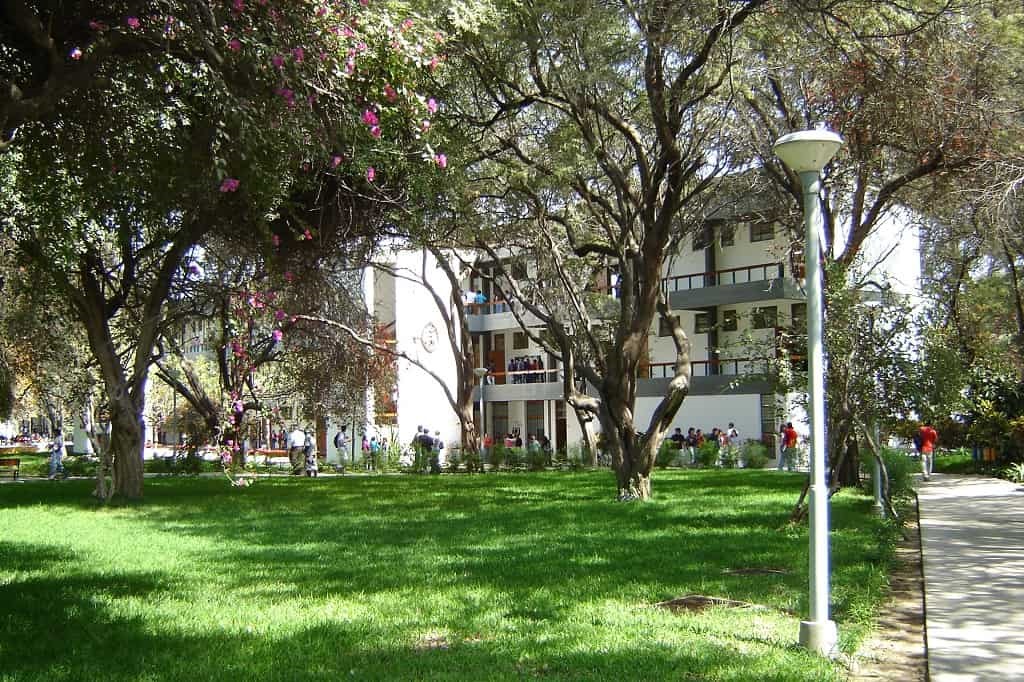 Universidad de Piura única een Piura que tiene licenciamiento