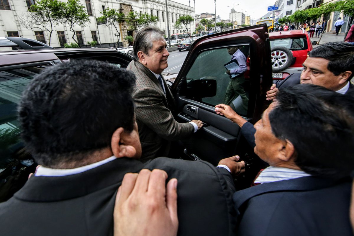 Disponen detención preliminar de expresidente Alan García Pérez