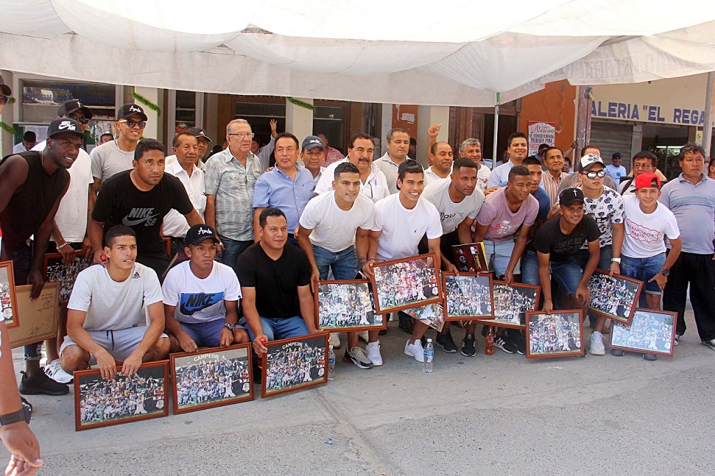 Cataquenses recibieron al Atletico Grau de Piura