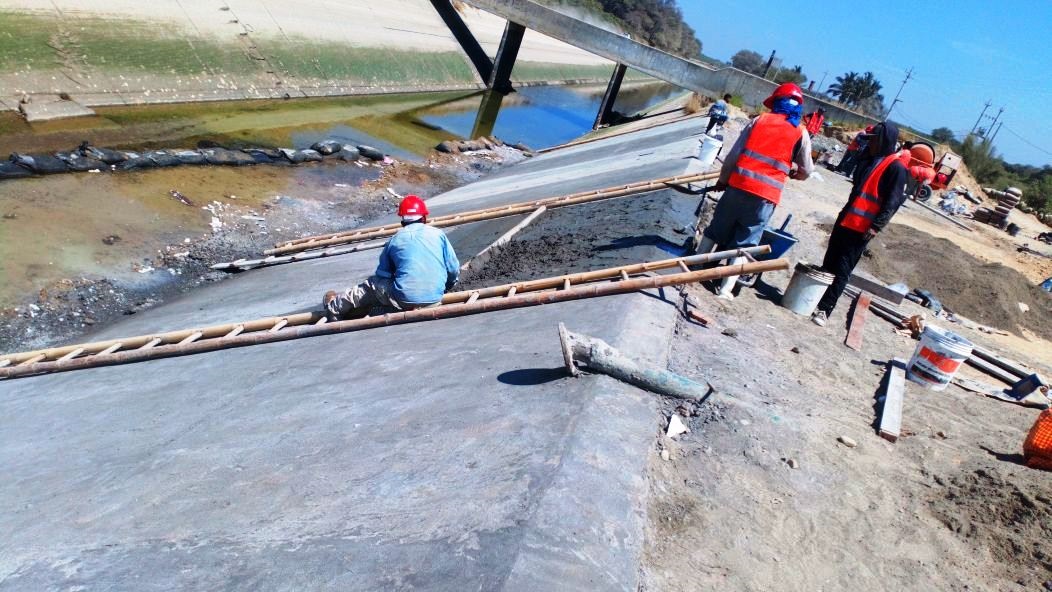 Canal Daniel Escobar en provincia de Sullana | Fotografía referencial