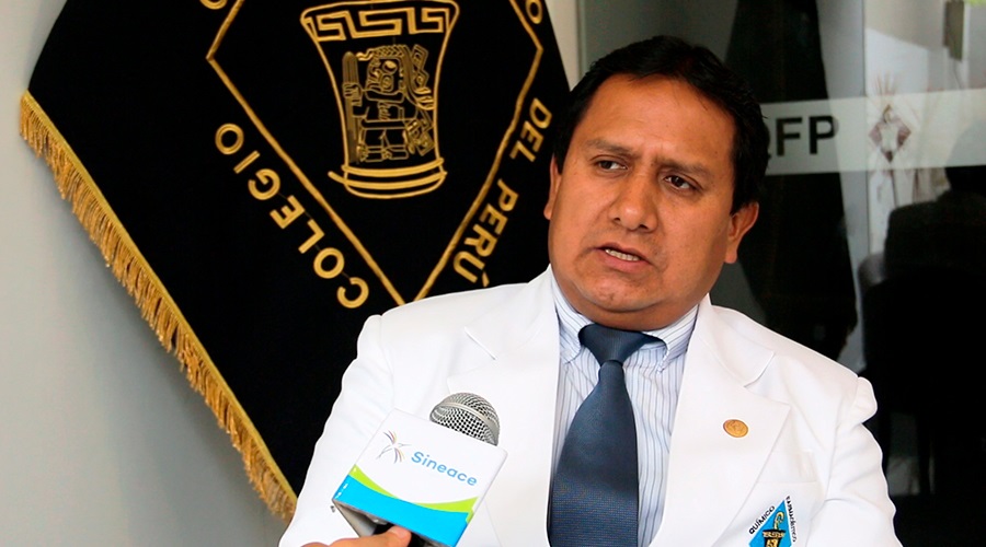 Decano del Colegio Químico Farmacéutico del Perú