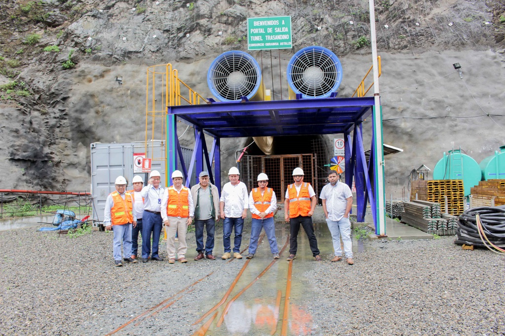 Servando García visita proyecto Alto Piura