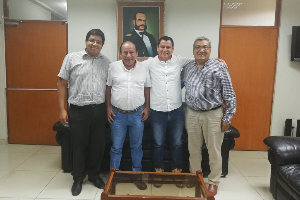 José Vitonera Infante y Servando García Correa se reúnen para analizar tema de agua