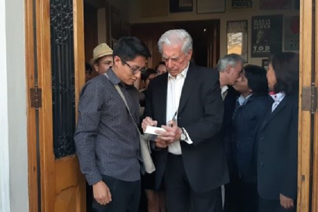 Mario Vargas Llosa en Arequipa