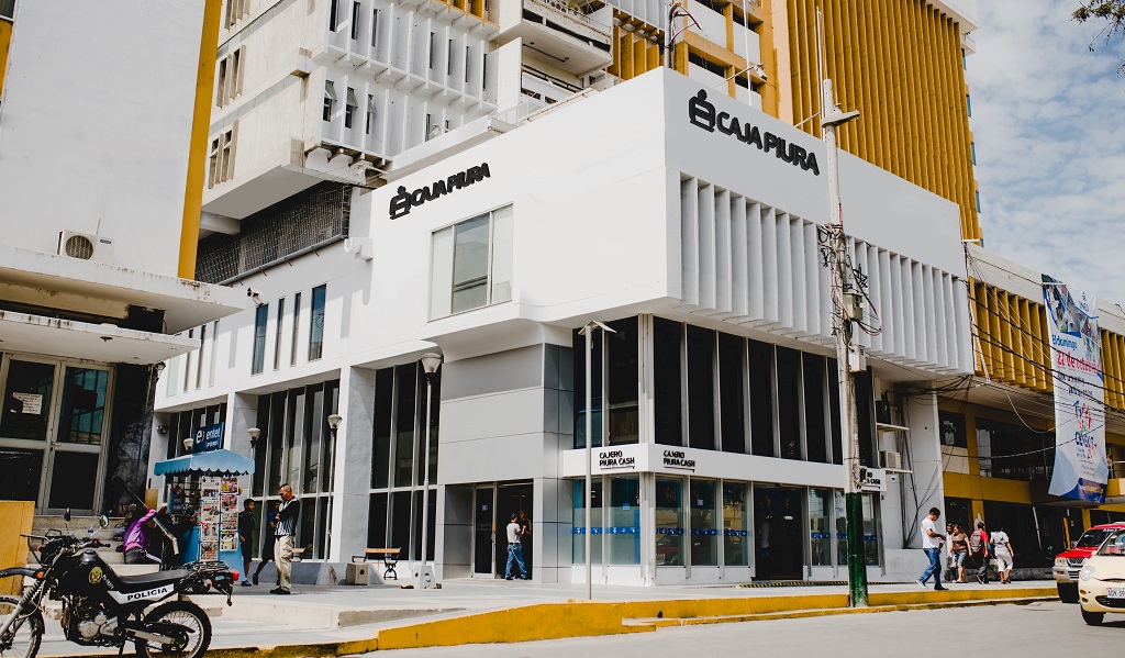Caja Piura Plaza Armas