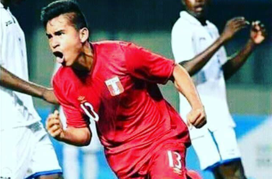 Darwin Quillian Meléndez Gil, delantero piurano
