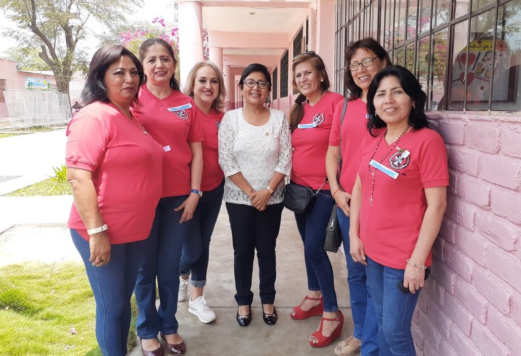 Promociones de Colegio Las Capullanas