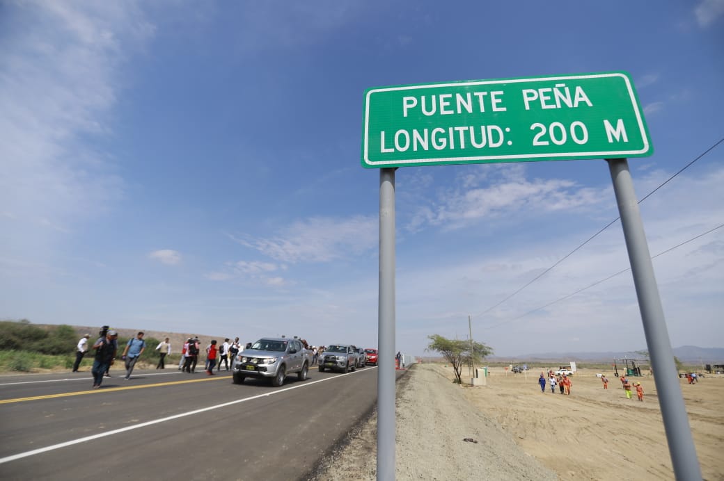 Puente en Ignacio Escudero mejora transitabilidad en norte peruano
