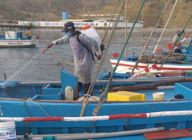 Limpieza de embarcaciones pesqueras por COVID-19