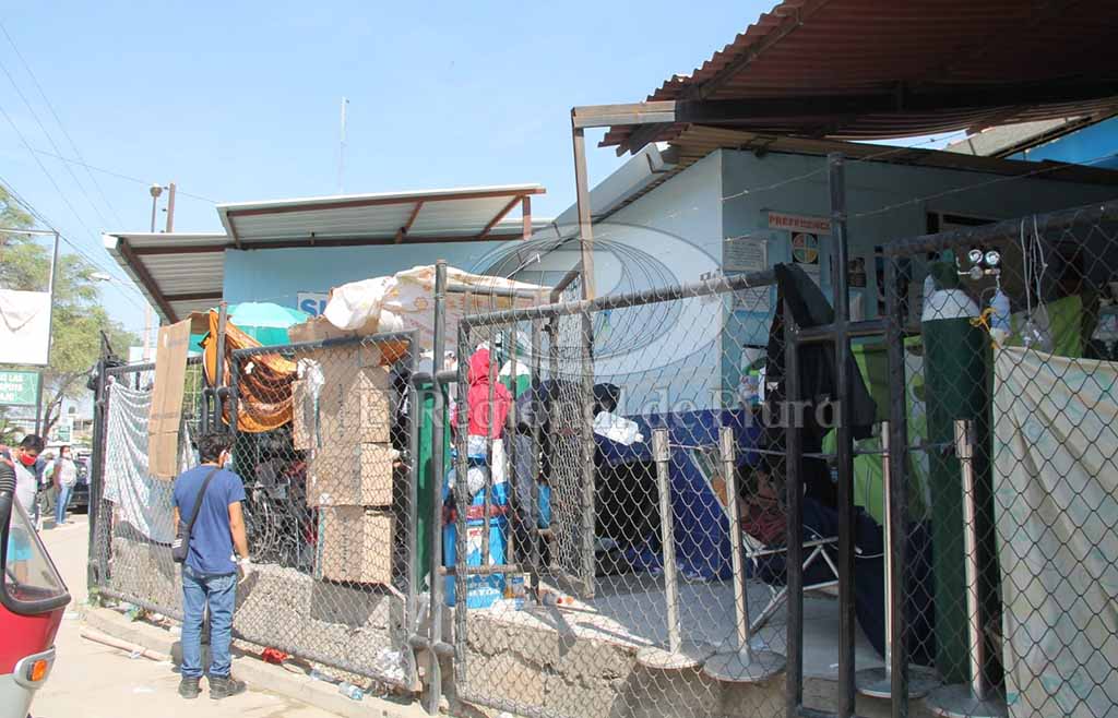 Sullana: pacientes Covid-19 que utilizaban exteriores del Hospital de Apoyo II son ubicados en área de Medicina