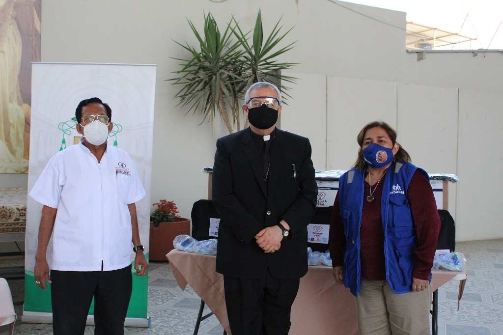 Donacion equipo medico Caritas 4