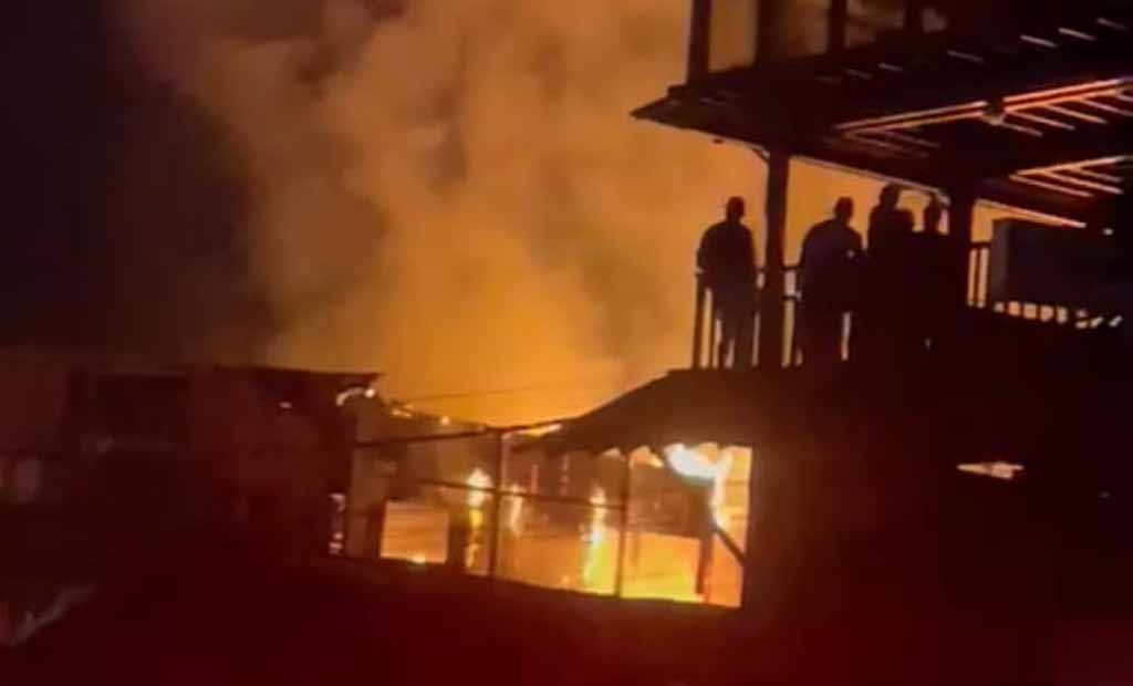 incendio mancora 4