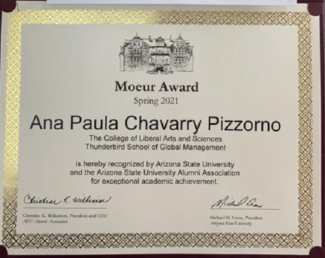 Premio otorgado por su alto rendimiento académico