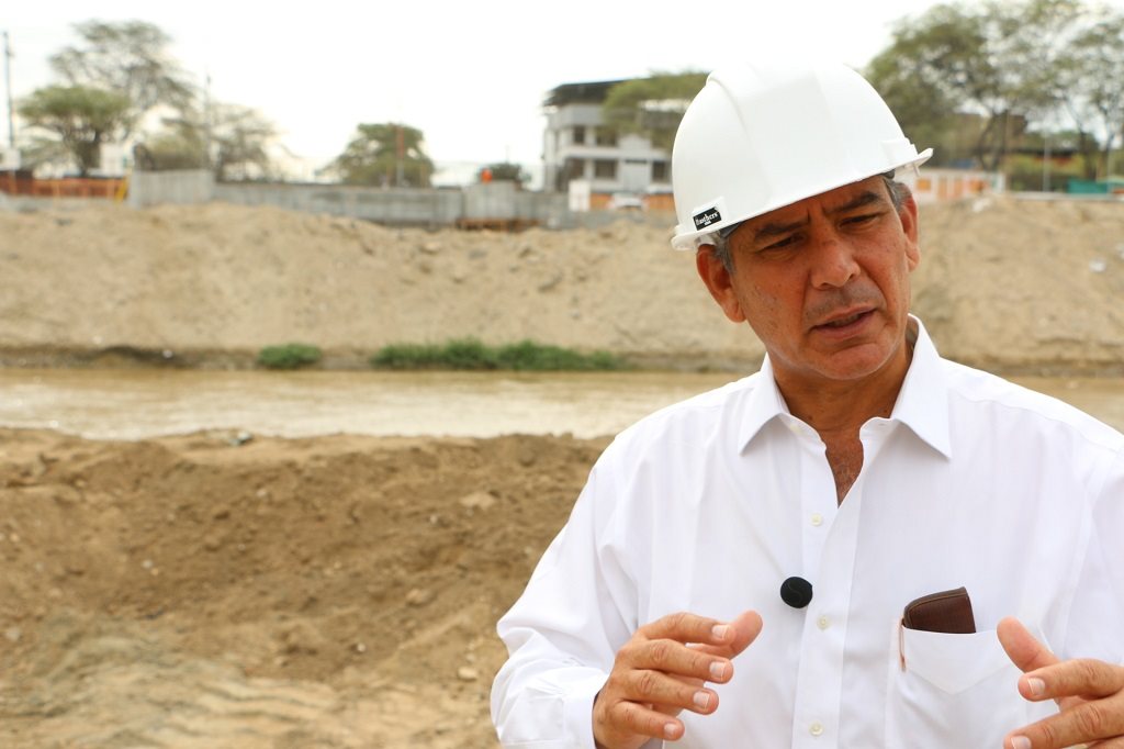 Reynaldo Hilbc Guzmán, postularía para gobernación regional