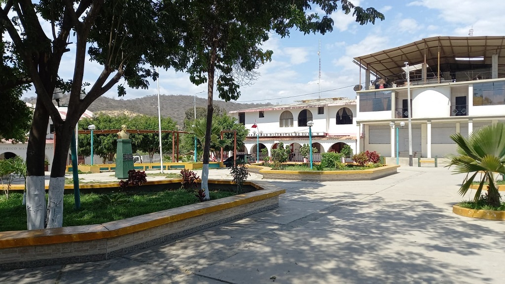 Plaza de Armas de Suyo muestra su desolada situación