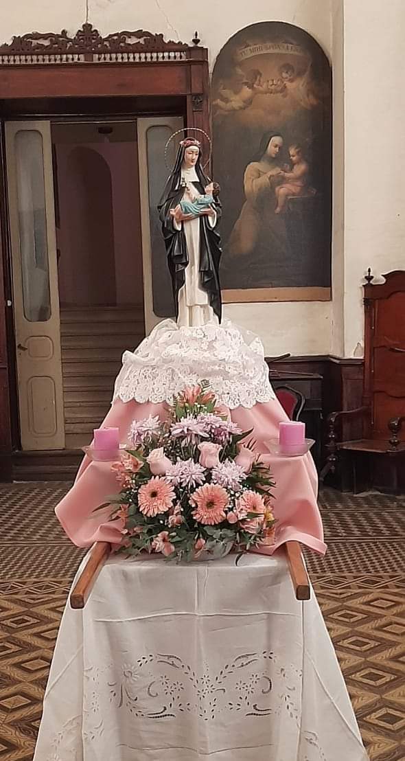 Imagen de Santa Rosa que saldrá hoy en procesión en la ciudad de Córdoba, Argentina.