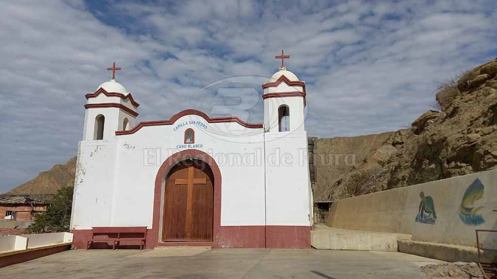 Cabo Blanco Iglesia San Pedro