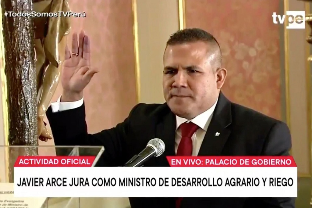 Javier Arce 01