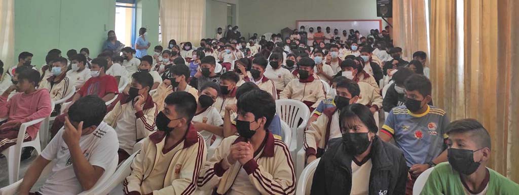 escolares de Paita reciben charla 1