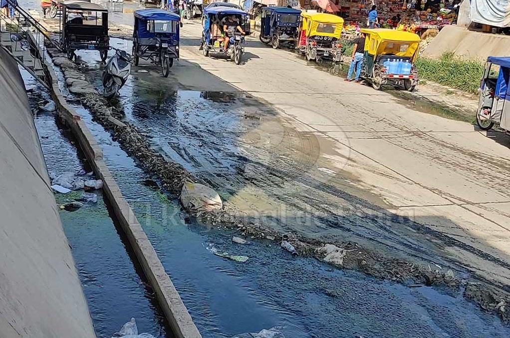 Canal vía se ha convertido en un foco de contaminación